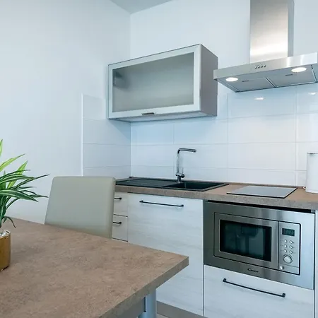 Milena Apartment *